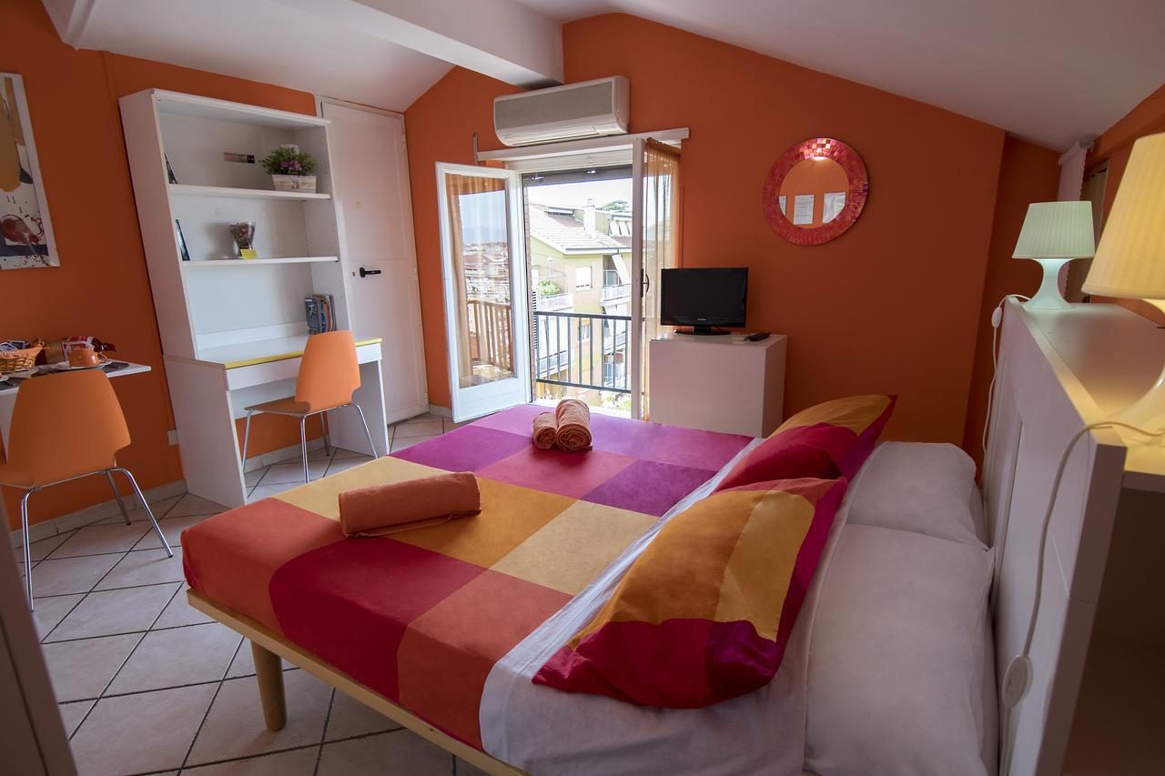 Bed and Breakfast La Voliera Roma Esterno foto