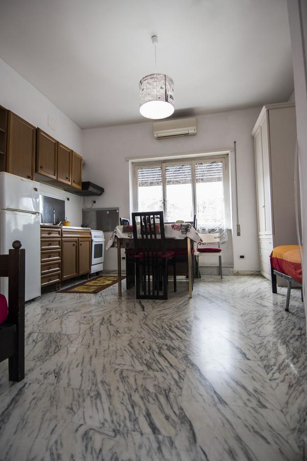 Bed and Breakfast La Voliera Roma Esterno foto