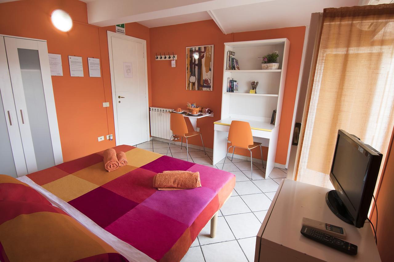 Bed and Breakfast La Voliera Roma Esterno foto