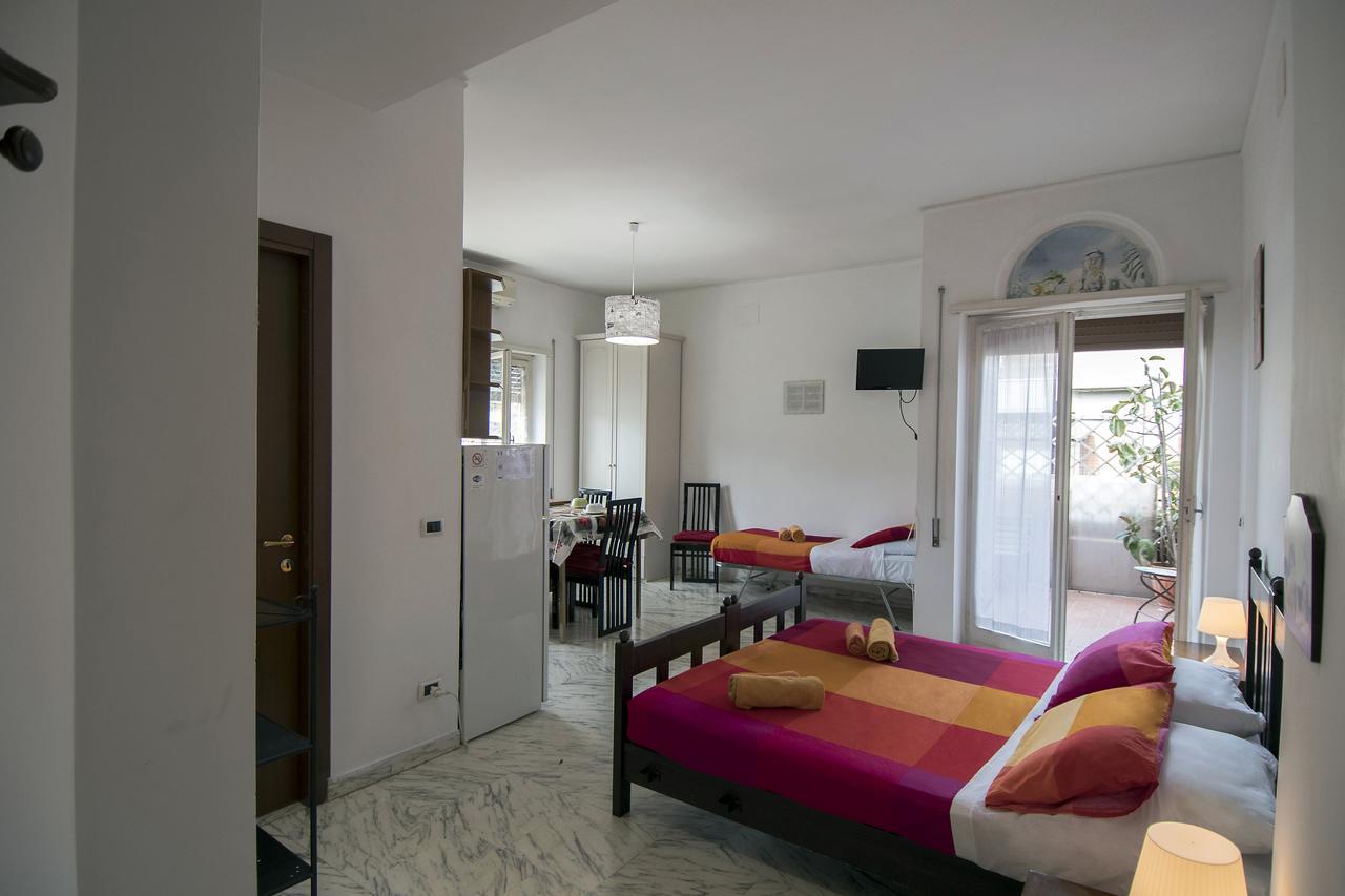 Bed and Breakfast La Voliera Roma Esterno foto