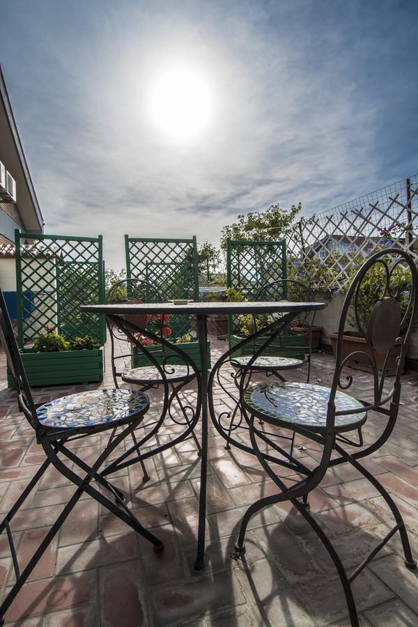Bed and Breakfast La Voliera Roma Esterno foto